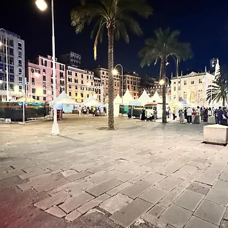 Centro Storico Caruggi 2min Acquario Pellicceria Superior Loft Palazzo Rolli Apartment *