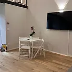 Апартаменты Centro Storico Caruggi 2min Acquario Pellicceria Superior Loft Palazzo Rolli